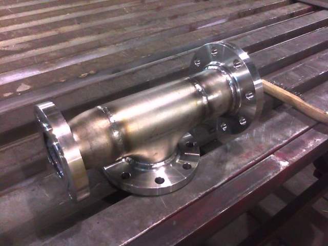 Stainless Steel Tee with weld on flanges
